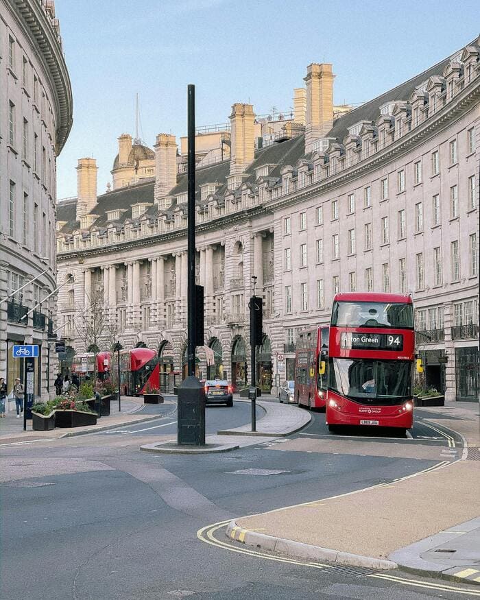Verborgene Schätze und Sehenswerte Orte rund um die Regent Street